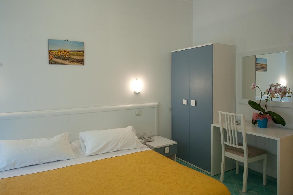 Hotel De Rosa Maiori Szoba fotó